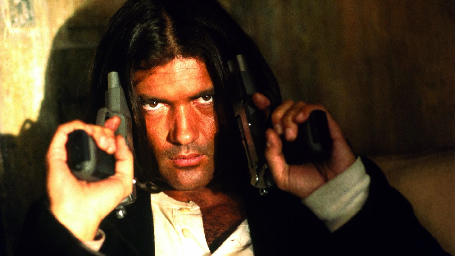 Desperado (1995) เดสเพอราโด ไอ้ปืนโตทะลักเดือด 